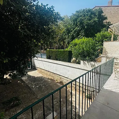 La Des Platanes Parking Terrasse- Wifi